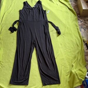 Black Sleeveless Jumpsuit